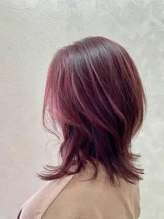 ミディアム カラー 加藤 遥花のヘアスタイル