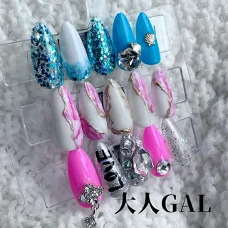 ネイル 新山 聖のネイルデザイン