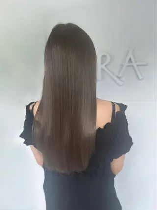 ロング カラー 透明感カラー／ 艶感カラー／RAMUのヘアスタイル