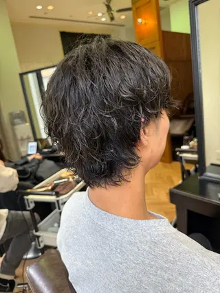 ミディアム パーマ メンズ 溝口 槙里也のヘアスタイル