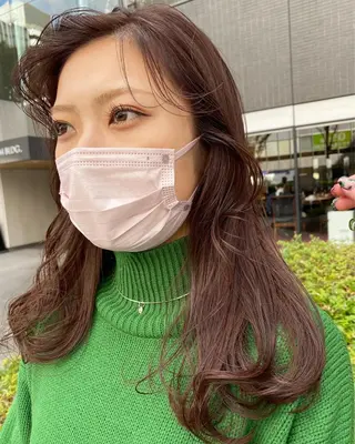 セミロング デザインカラー/ボブ ブリーチカラー/ユリのヘアスタイル