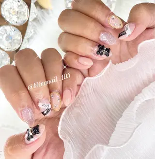 ネイル 23時まで❤︎韓国、 ワンホンネイルのネイルデザイン