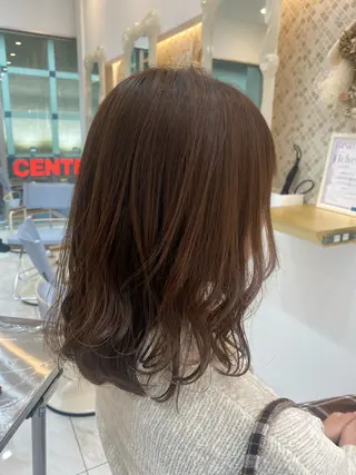 ミディアム 艶髪/透明感/ 三宅晴香のヘアスタイル