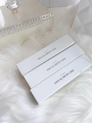 アイブロウ 似合わせ ワンホン 束感まつ毛 西本町のマツエク・マツパデザイン