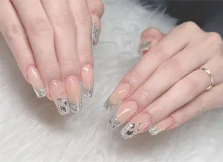 ネイル nail&eye Ariesのネイルデザイン