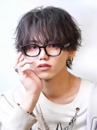 ショート パーマ メンズ ヤリタ カケルのヘアスタイル