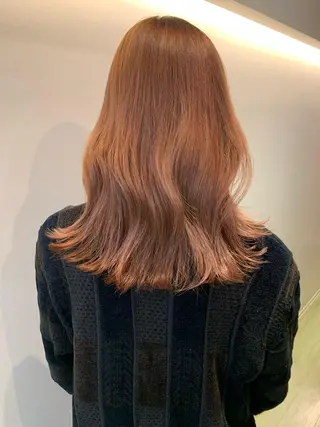 ロング カラー SAKINO. ベージュカラーのヘアスタイル