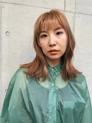 ミディアム カラー ショートウルフくせ毛 お任せくださいのヘアスタイル