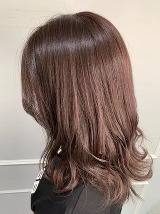 ミディアム カラー 🦖鶴岡 香純🦖のヘアスタイル