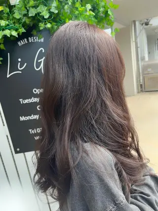 ロング カラー 坂田 優子のヘアスタイル
