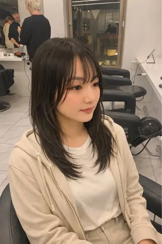 カラー 透明感🤍レイヤー ベージュ‎🤍ピンクのヘアスタイル