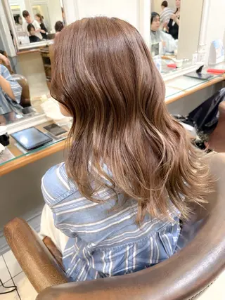セミロング カラー ✨カラー支持No.1 🧸ワキ カナコ🧸のヘアスタイル