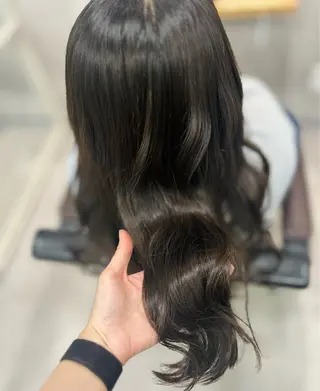 ロング 佐原なつみ ／newi赤羽のヘアスタイル