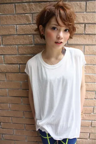 ショート カラー パーマ tuuli トゥーリのヘアスタイル