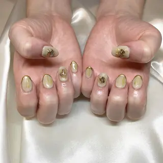 ネイル ミルフィーユ /Tomoeのネイルデザイン