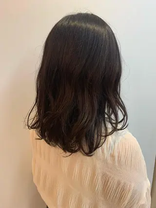 ミディアム 高橋 沙希のヘアスタイル