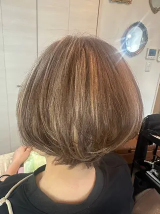 ショート カラー 🌺✨小川 友佳✨🌺のヘアスタイル