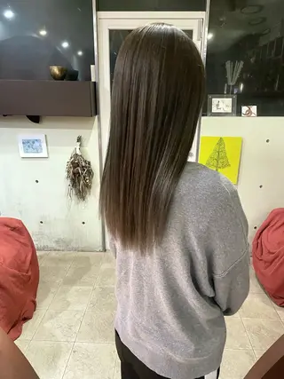 ロング カラー 日高 香織のヘアスタイル