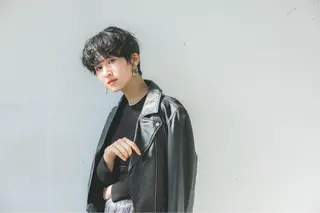 カラー 羽エクステ🩷 🤍まき🤍のマツエク・マツパデザイン