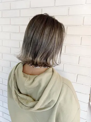 ショート カラー 杉村 未来のヘアスタイル