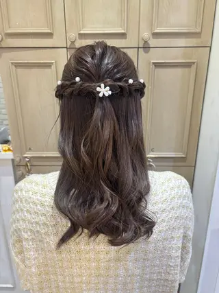 ヘアアレンジ 🇰🇷韓国レイヤー 多幸感メイク🤍のヘアスタイル