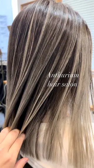 ミディアム カラー Anthurium 吹田💐のヘアスタイル