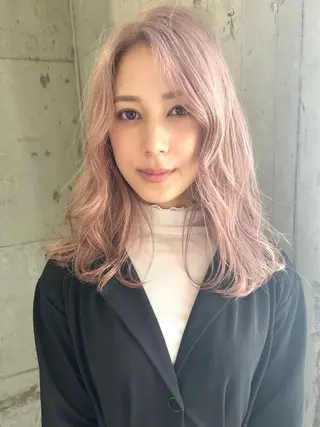 セミロング カラー lani ブリーチ /ダブルカラーのヘアスタイル