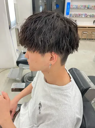ショート カラー パーマ メンズ 亀井隆汰/メンズ専門 パーマ特化美容師のヘアスタイル