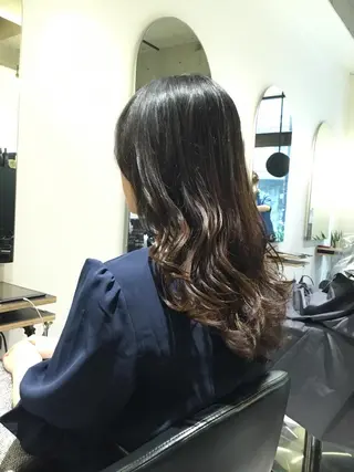 ロング ✨あなたのお悩み解消 美容師✨TOMOKAのヘアスタイル