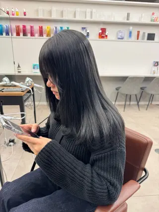 セミロング ヘアアレンジ/ 透明感カラー/まひろのヘアスタイル