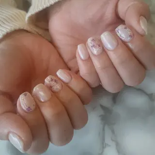 ネイル ジェヌインネイル 河内のネイルデザイン