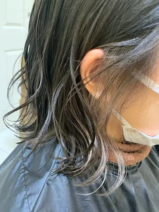 ミディアム カラー 渡部 恭子のヘアスタイル