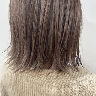 ミディアム カラー UMEDA FIGAROのヘアスタイル