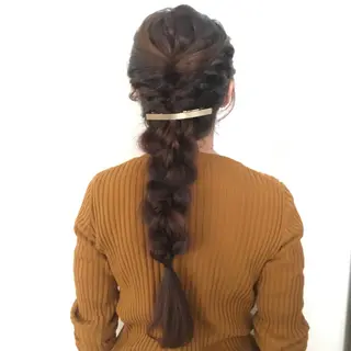 ロング ヘアアレンジ 野崎 ひかりのヘアスタイル