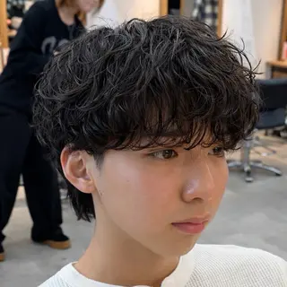 パーマ メンズ 男の理想を叶える🔥 メンズパーマ特化|関のヘアスタイル