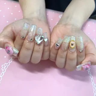 ミディアム ネイル 《LB》ラブリエ Nail&eyeのマツエク・マツパデザイン