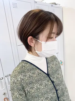 ショート レイヤー×縮毛矯正 深見 拓のヘアスタイル