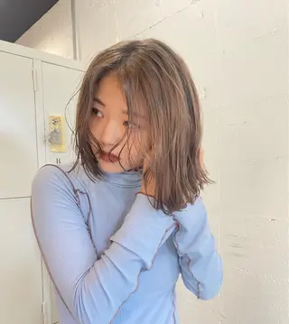 ミディアム カラー ヘアアレンジ satsuki 暖色・ブラウンカラーのヘアスタイル