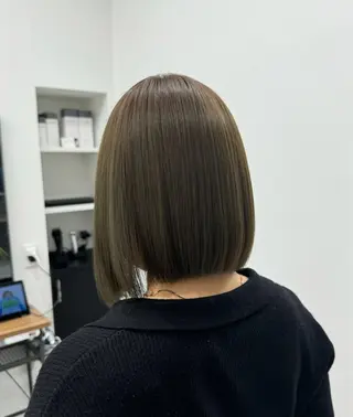 ショート カラー 𝘀𝗮𝗲 ⑅*/ 艶髪/ショートボブのヘアスタイル