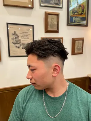 ミディアム カラー パーマ カット指名No1漆原 聡のヘアスタイル