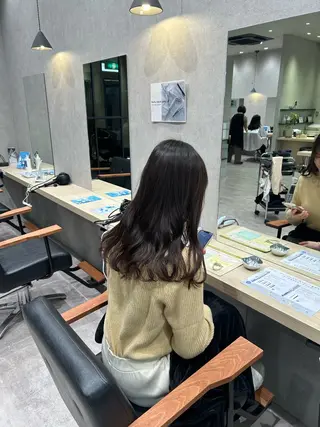 ロング やまぐち まなみのヘアスタイル