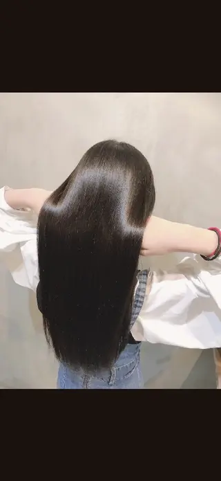 ロング Wakita Masakiのヘアスタイル