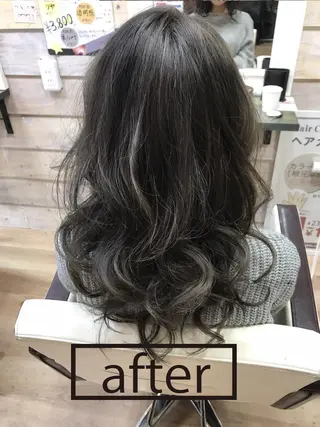 ミディアム anyhow academyのヘアスタイル