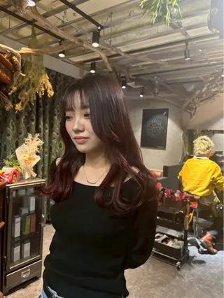 ミディアム カラー ravens デザインカラーのヘアスタイル