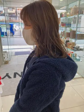 ミディアム カラー 田中 あかねのヘアスタイル