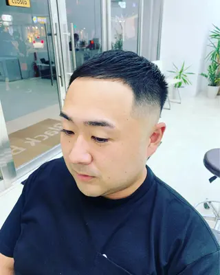 ショート 嶋 悠哉のヘアスタイル