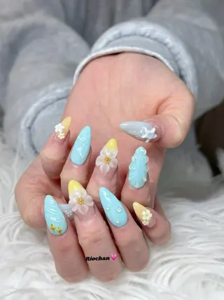 ネイル Anmi Nailのネイルデザイン