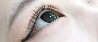 マツエク・マツパ TSUNA 🌙 Lim 五反田のマツエク・マツパデザイン