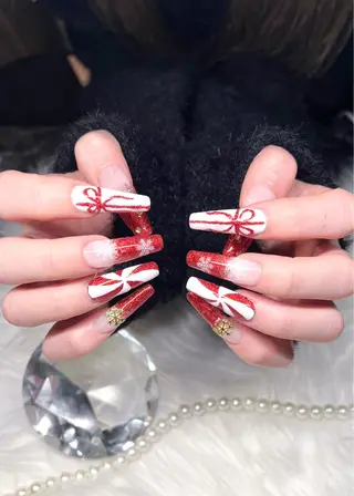 ネイル Kobayashi Komugiのネイルデザイン