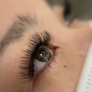 マツエク・マツパ 華恋🪼 《 Blink🪻》のマツエク・マツパデザイン